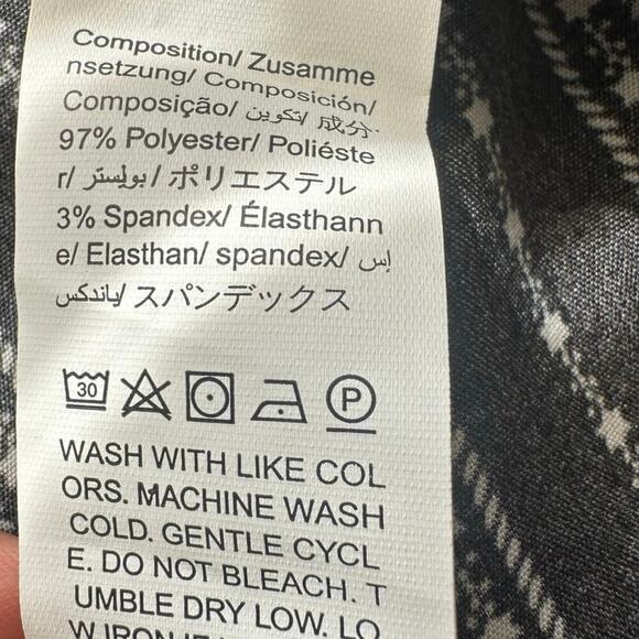 Shein Curve Black Blouse with Striped Puff Sleeves – 1XL - Picture 4 of 5